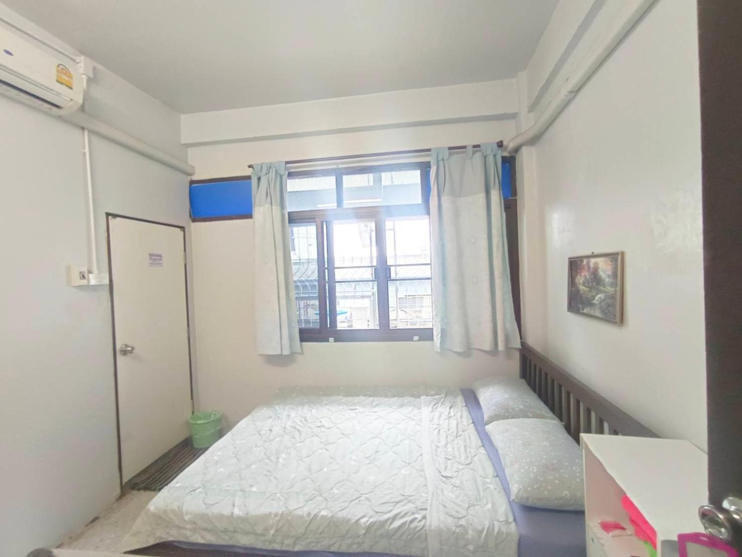 ห้องพักสุขสบายวังหลัง Bangkok Camera foto